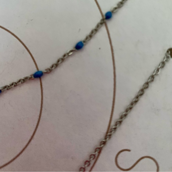 NWT Urban Outfitters Layered Necklace Blue Beaded  Silver Tone - so pretty - Picture 6 of 7